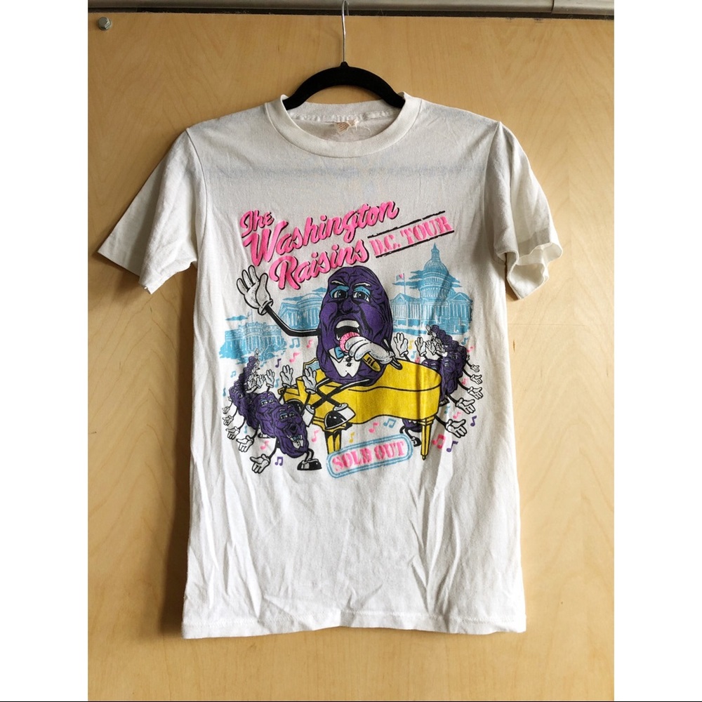 Vintage! 🍇 90s California Raisins Tshirt, Sz. S